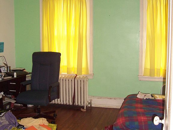 3rd floor room