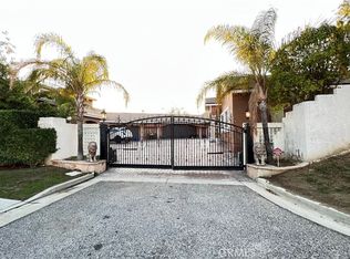 17858 Sidwell St, Granada Hills, CA 91344