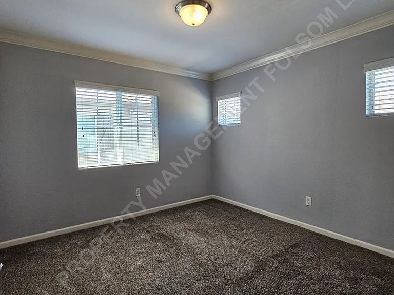 104 Rodin Ln — Photo 20