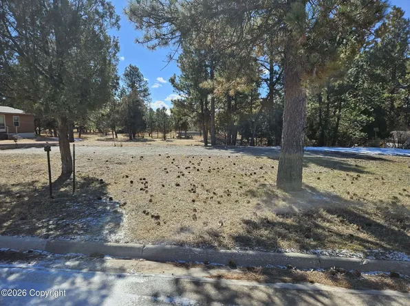 1116 Kellogg St, Upton, WY 82730