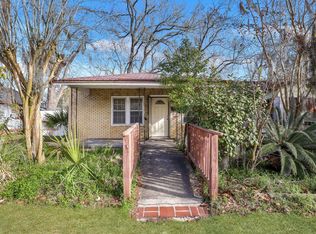 1008 W 52nd St, Savannah, GA 31405