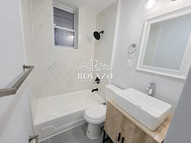 141 Park Ave #11 — photo 6 of 6