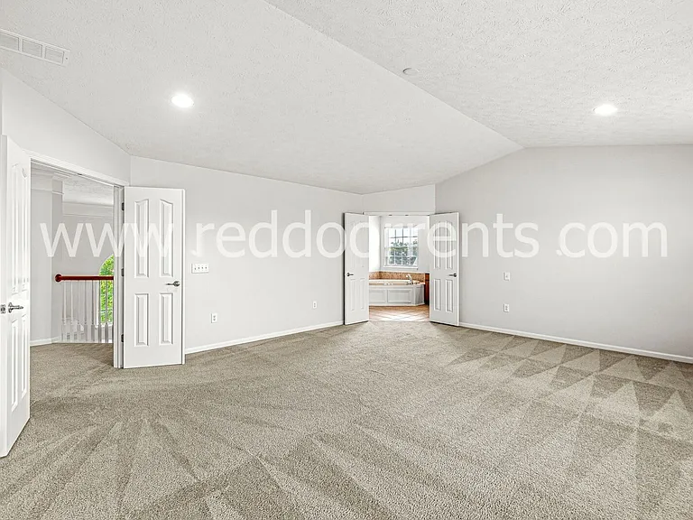 4712 Pebblepointe Pass — Photo 26