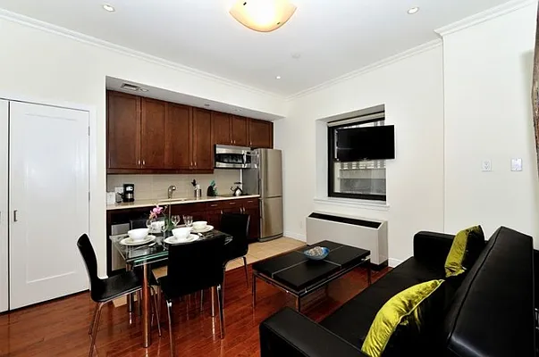 Rented by Eisenberg Exclusives | media 27