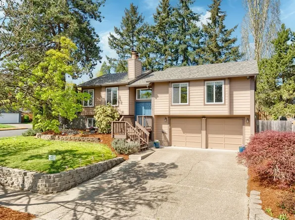 12785 SW Percheron Ln, Beaverton, OR 97008