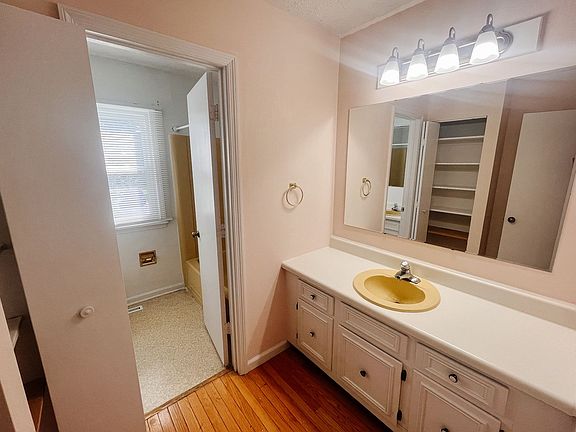 5th image of 2504 Plymouth St APT A