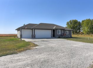62494 250th St, Glenwood, IA 51534
