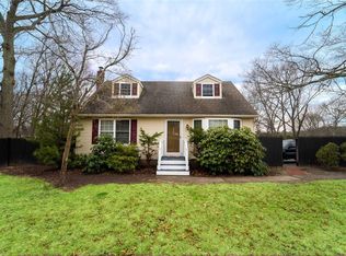 102 Blydenburgh Rd, Centereach, NY 11720