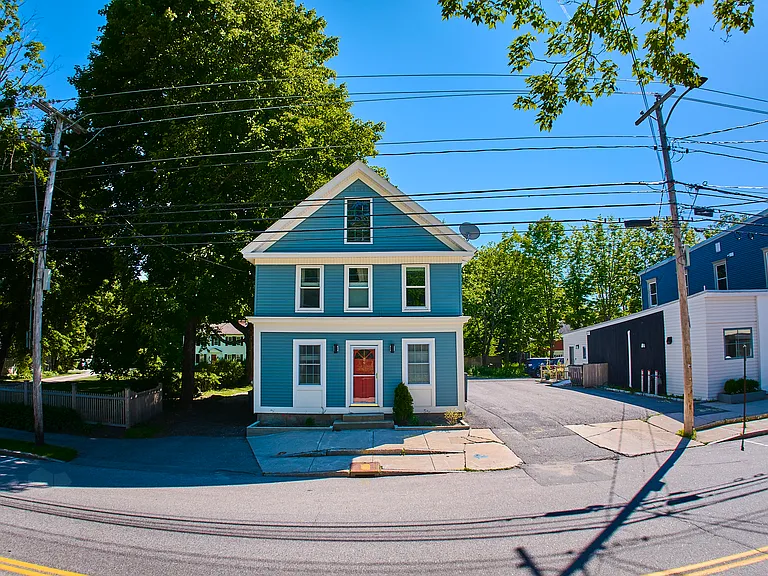 84 E Main St — Photo 2