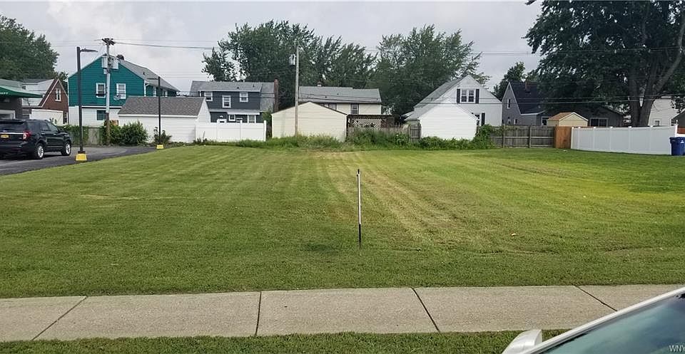 2nd image of 522 Dorrance Ave