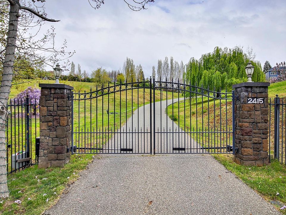 1st image of 2415 Shirland Park Pl