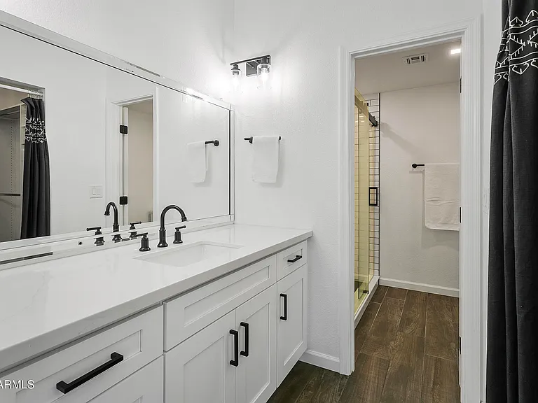 1610 N Stapley Dr #111 — Photo 19