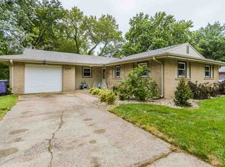 2449 Vaughn Dr, Manhattan, KS 66502