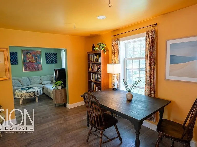 282 Ethan Allen Pkwy #1 — Photo 35