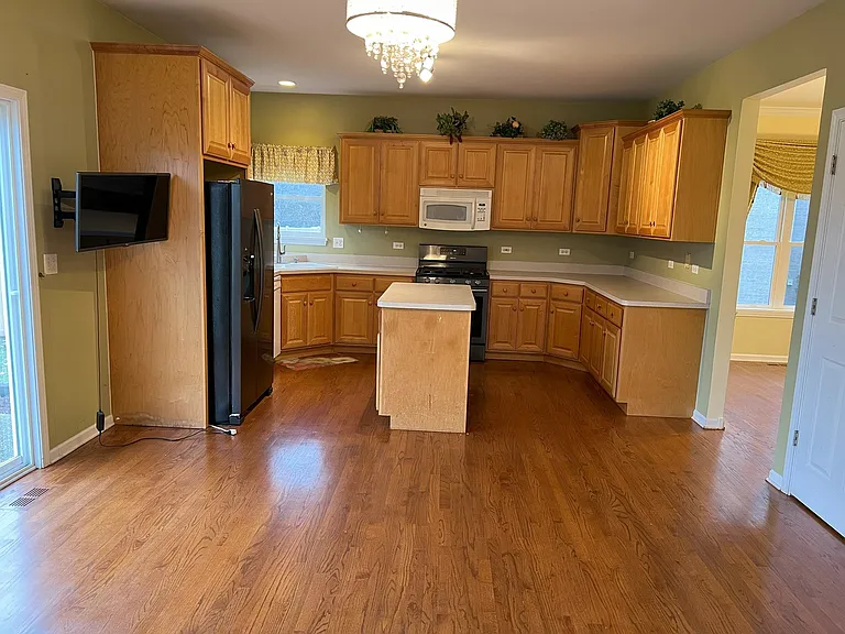 2034 Bunker Cir — Photo 18