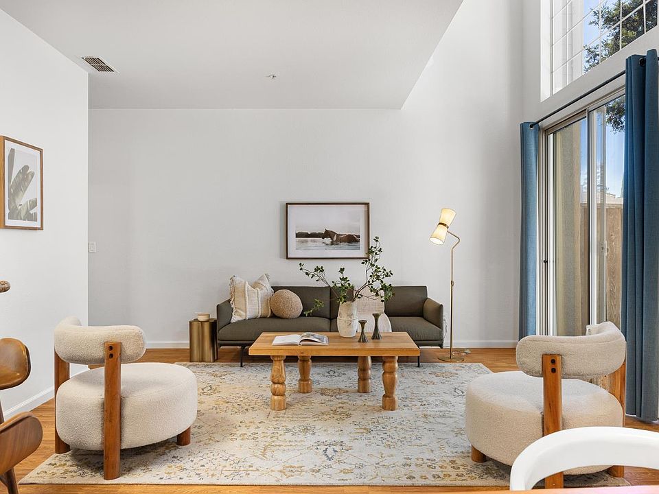 1st image of 108 Manchester Drive