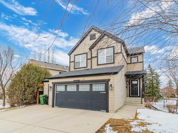 223 Copperfield Grn SE, Calgary, AB T2Z 4T9