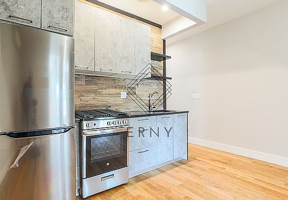 3rd image of 228 New York Ave #5B