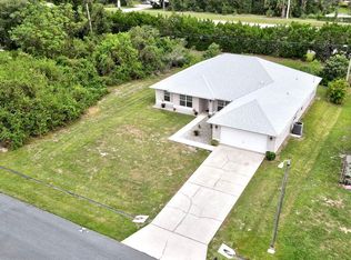 773 Wentworth St, Sebastian, FL 32958