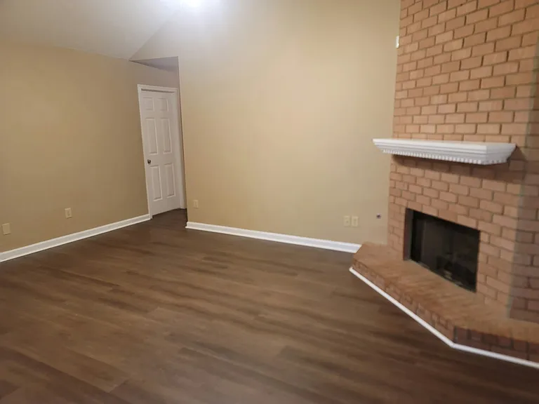 Family room pic 2