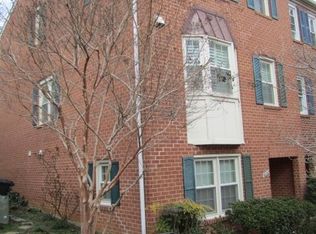 1020 N Cleveland St, Arlington, VA 22201