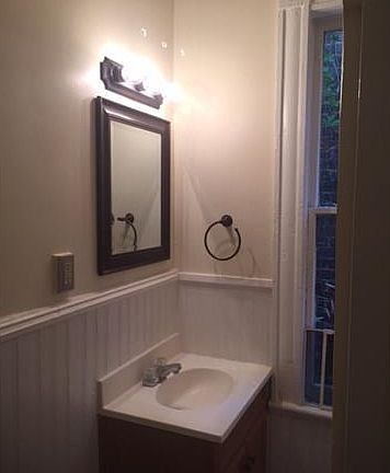 5th image of 3319 E Marshall St