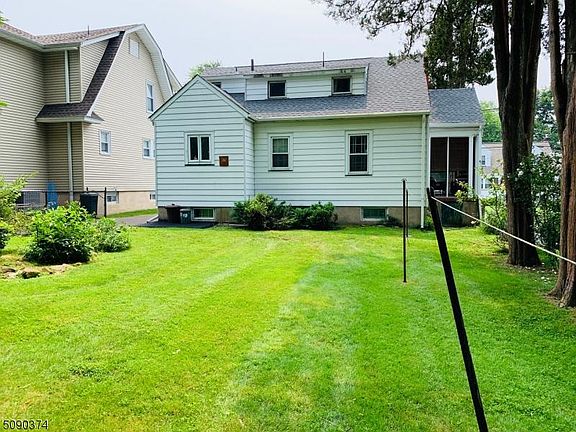 2nd image of 13 Washington Ave