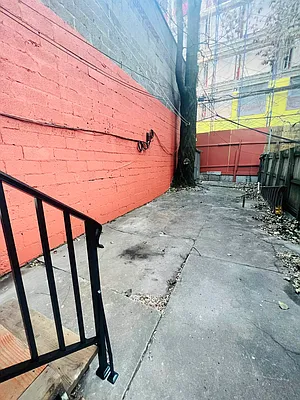 Rented by Standard Living Realty Inc | media 2