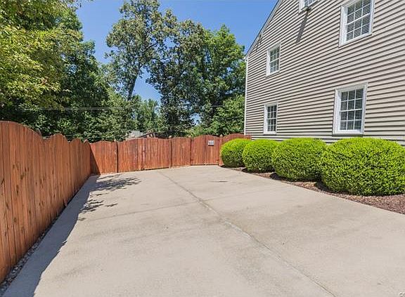 5th image of 5800 Buxton Dr