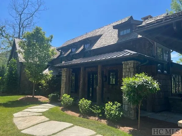 50 Saw Mill Road, Cashiers, NC 28717