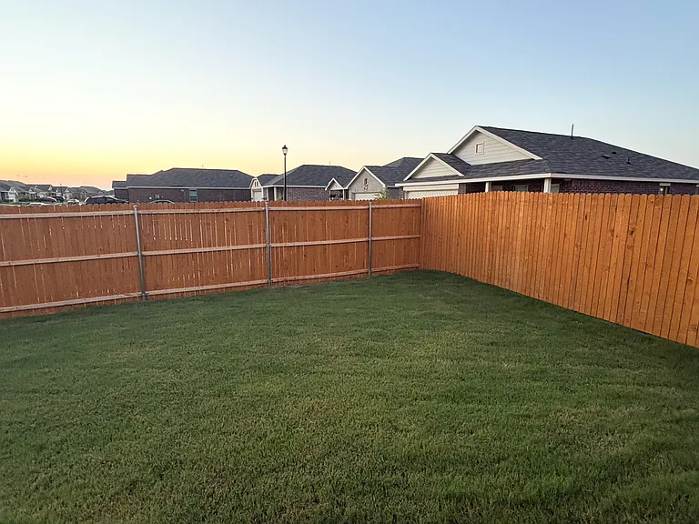 1413 Merlin Bluff St — Photo 10