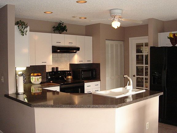 Kitchen is well connected with other area