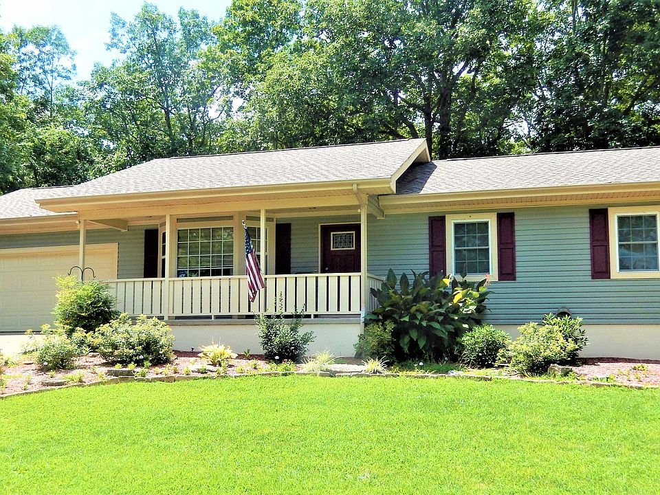 1st image of 102 Berlingwood Ln