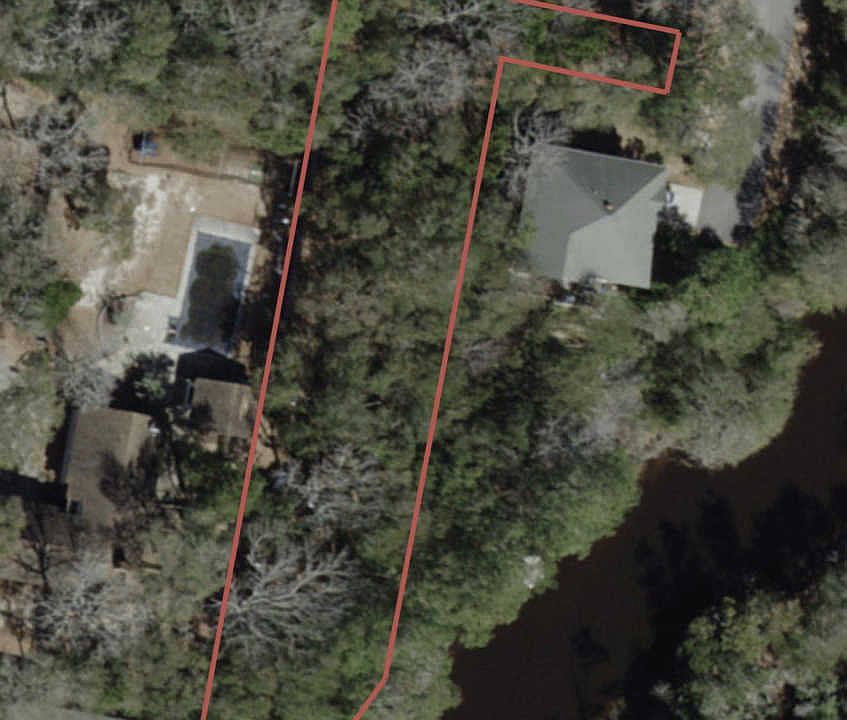1st image of 111 Se 22nd Street