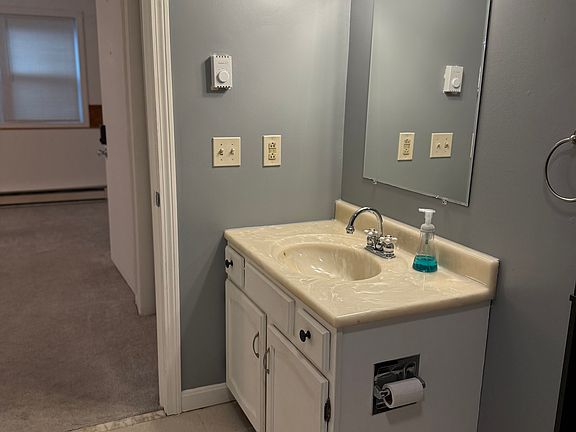 5th image of 115 South St