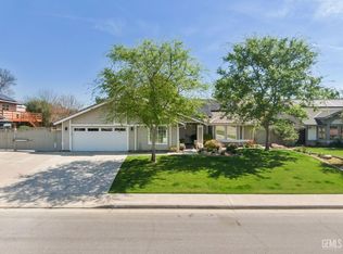 608 Arroyo Seco Dr, Bakersfield, CA 93314