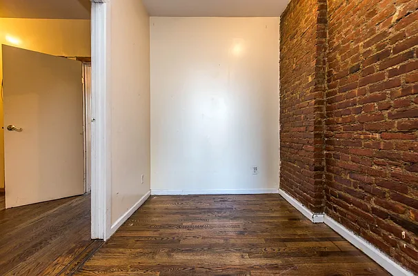 Rented by Nooklyn NYC LLC | media 23