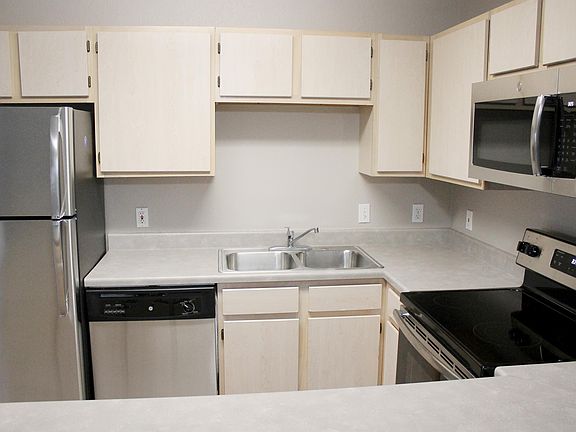 4th image of 1241 S Hutchins Ave APT 305