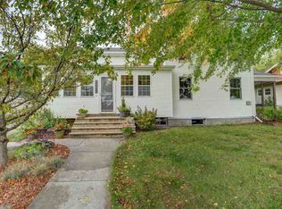 320 Market St, Deforest, WI 53532