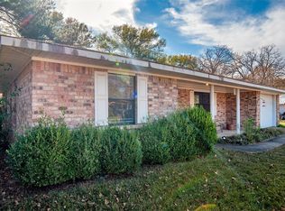 210 E Ward St, Grand Saline, TX 75140
