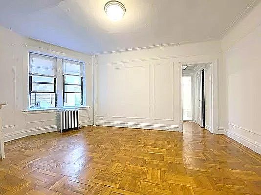 1st image of 835 W 176th St #C1