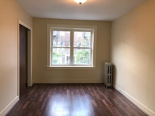1st image of 2825 44th St #2