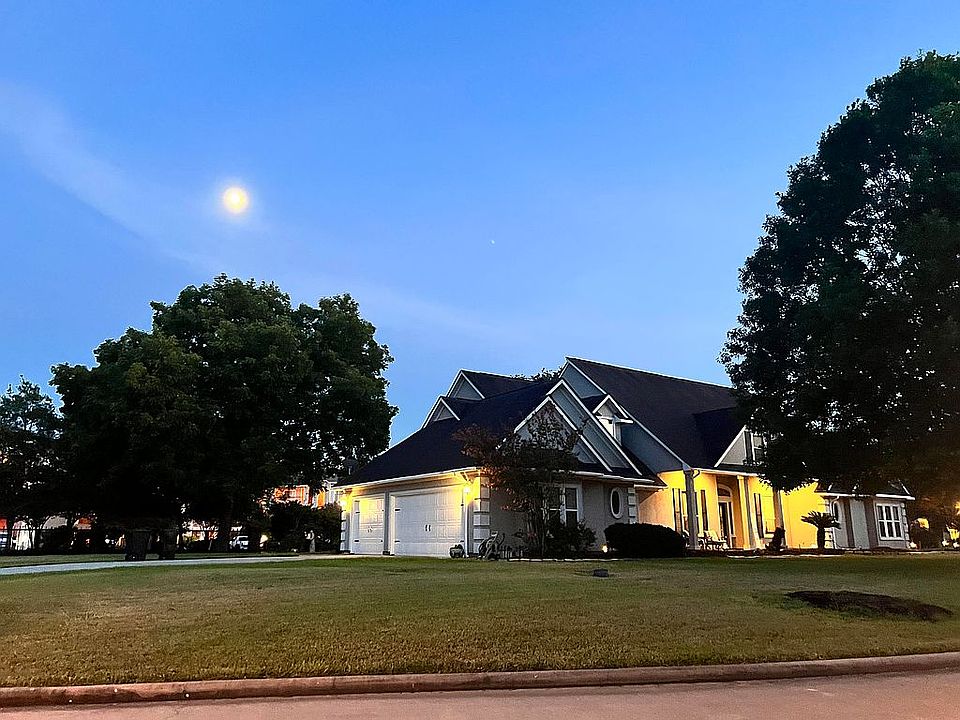 1st image of 1 Lake Estates Ct