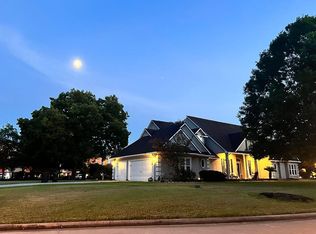 1 Lake Estates Ct, Montgomery, TX 77356