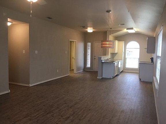 Open Entry Area