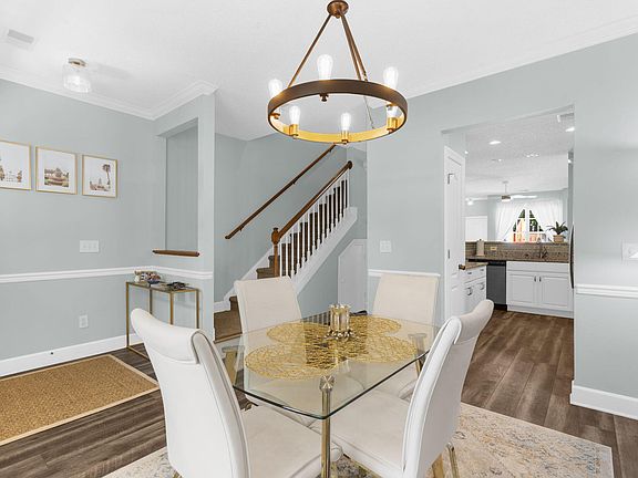 5th image of 2938 Sugarberry Ln