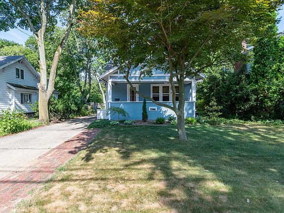 4th image of 1916 Oakland Dr