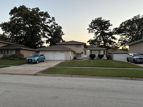 2nd image of 14924 Knox Ave