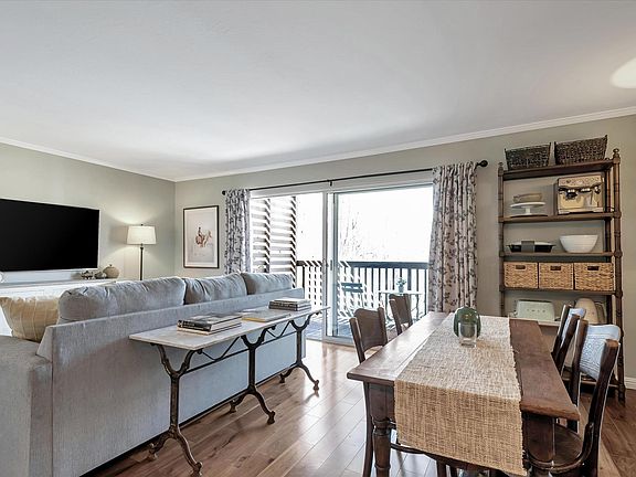 5th image of 1305 Laguna St APT 6