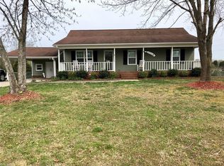 263 Hunter Creek Rd, Lexington, NC 27292